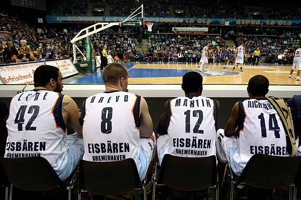 而这位23 而这位23