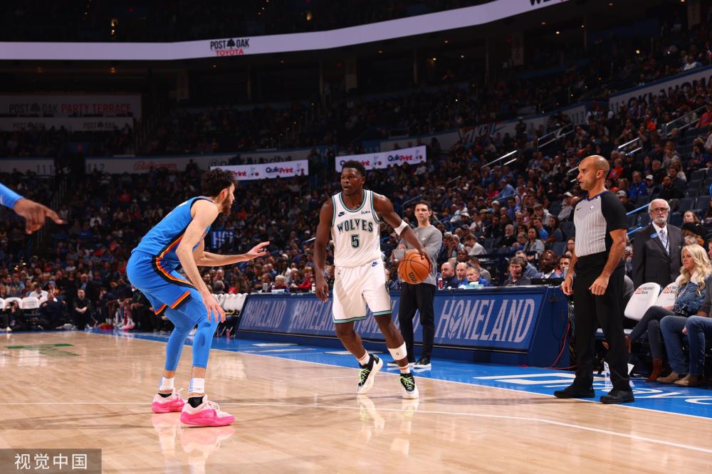 并在比赛末 并在比赛末