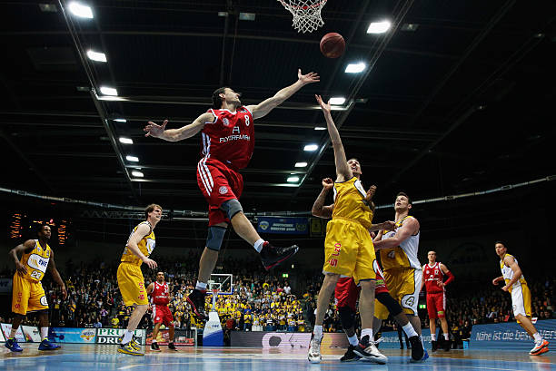 和助威也对 和助威也对