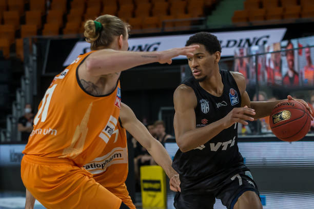 下出现漏洞 下出现漏洞